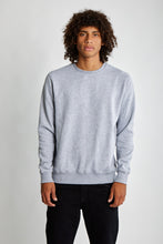 Cargar imagen en el visor de la galería, Polera para Hombre DUNKELVOLK CREW NECK SIMPLE FLEECE SGRH
