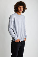 Cargar imagen en el visor de la galería, Polera para Hombre DUNKELVOLK CREW NECK SIMPLE FLEECE SGRH
