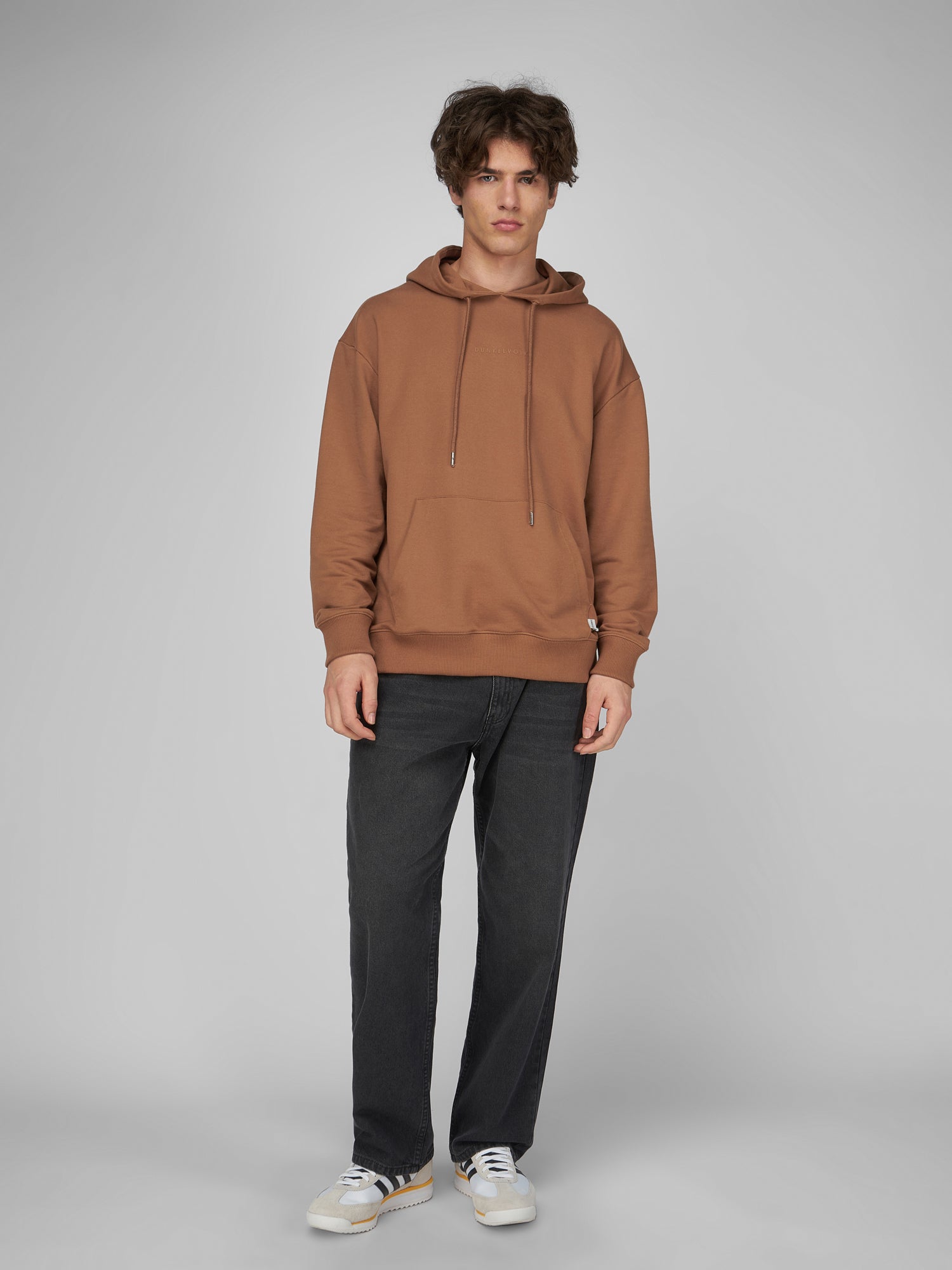 Polera para Hombre DUNKELVOLK SIMPLE HOODIE FR CML