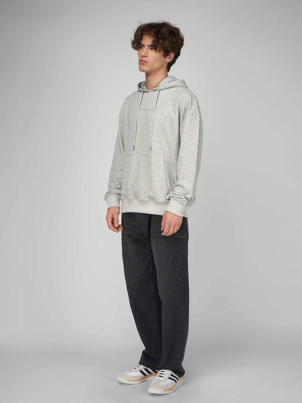 Polera para Hombre DUNKELVOLK SIMPLE HOODIE FR MLG