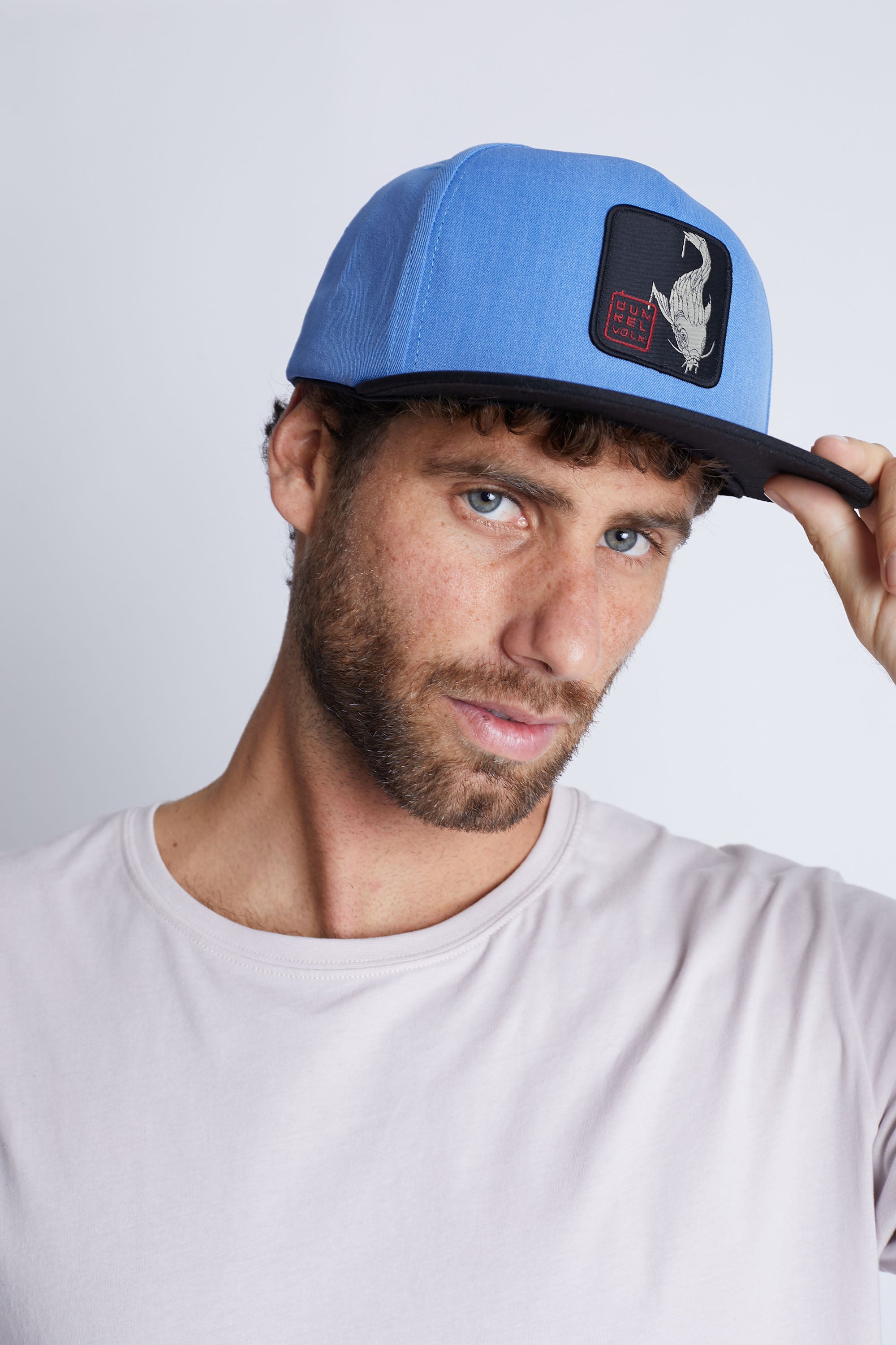Gorra Dunkelvolk CAP KOBIFISH JAD