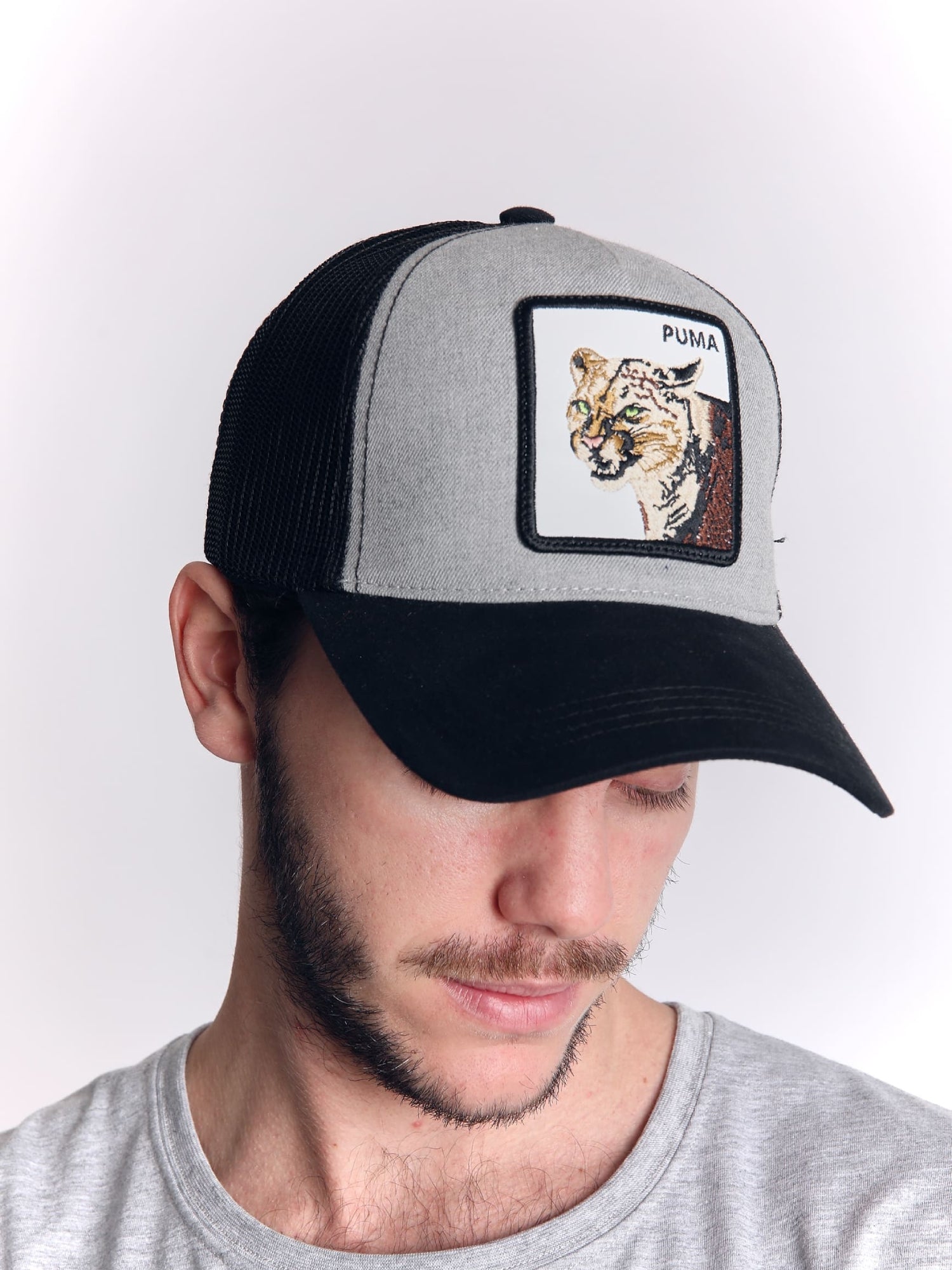 Gorra para Hombre Dunkelvolk TRUCKER STAY WILD SGRH