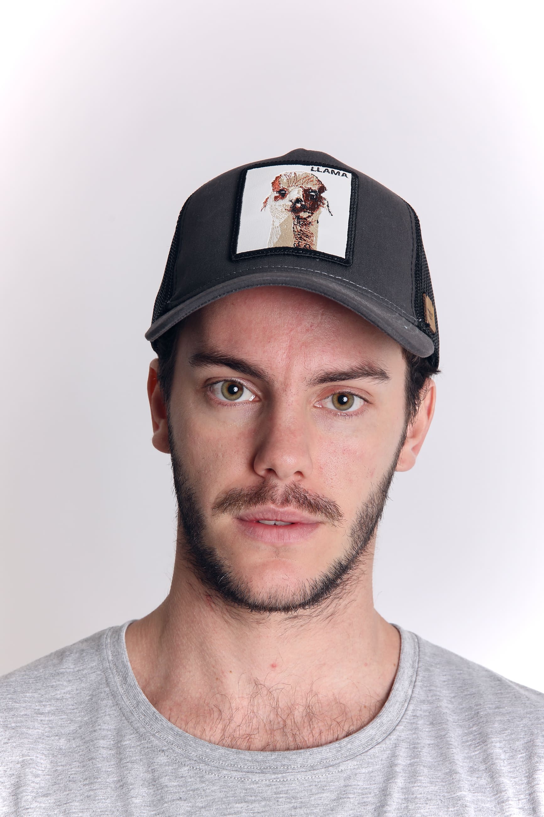 Gorra para Hombre Dunkelvolk TRUCKER STAY WILD SGRH3