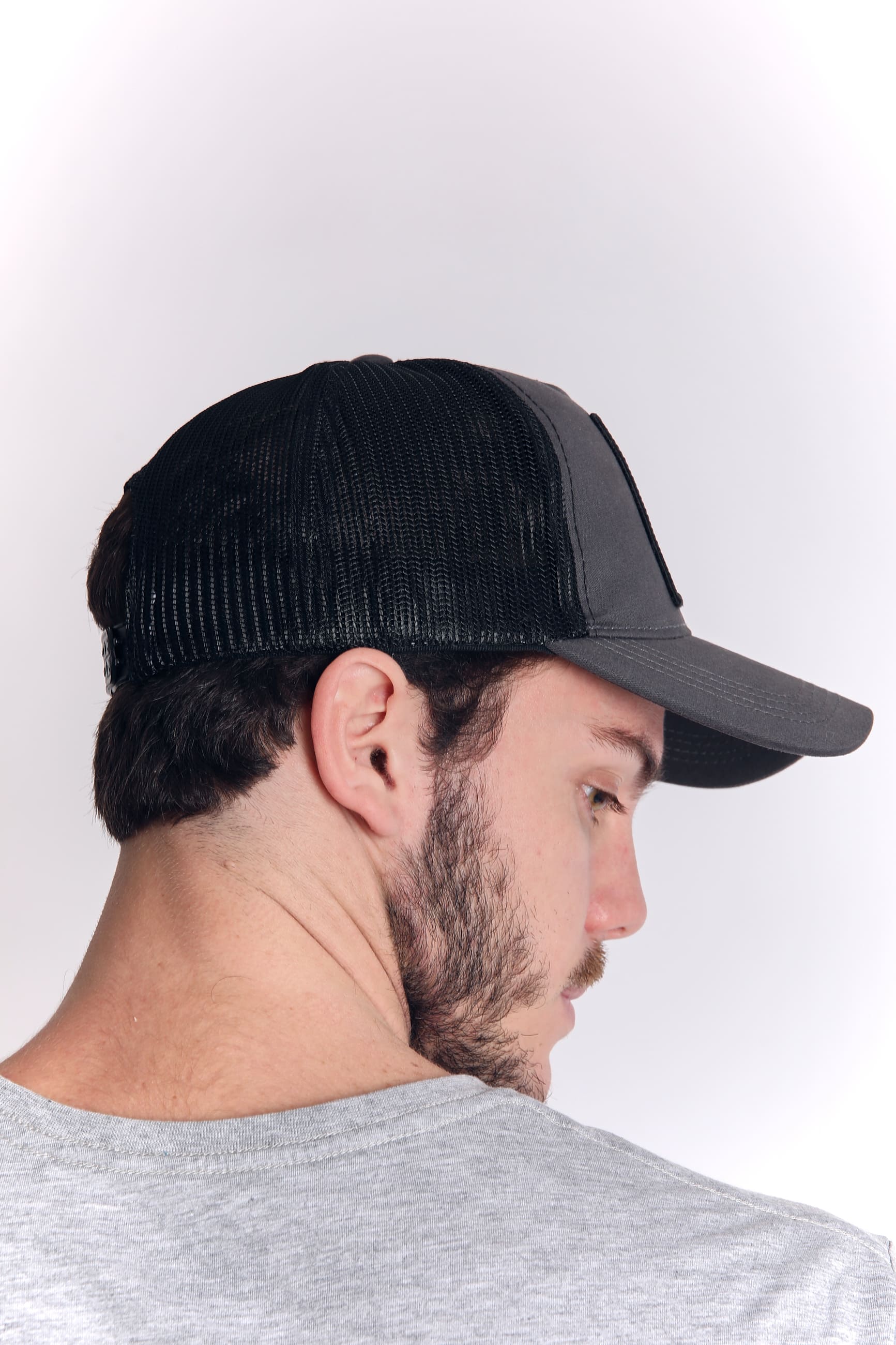Gorra para Hombre Dunkelvolk TRUCKER STAY WILD SGRH3