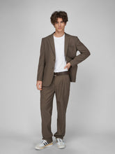 Cargar imagen en el visor de la galería, Pantalón para Hombre DUNKELVOLK SENIOR TROUSER BRW
