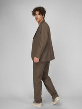 Cargar imagen en el visor de la galería, Pantalón para Hombre DUNKELVOLK SENIOR TROUSER BRW
