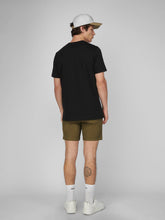 Cargar imagen en el visor de la galería, Polo DUNKELVOLK 3D Logo Negro, Hombre - foto 3
