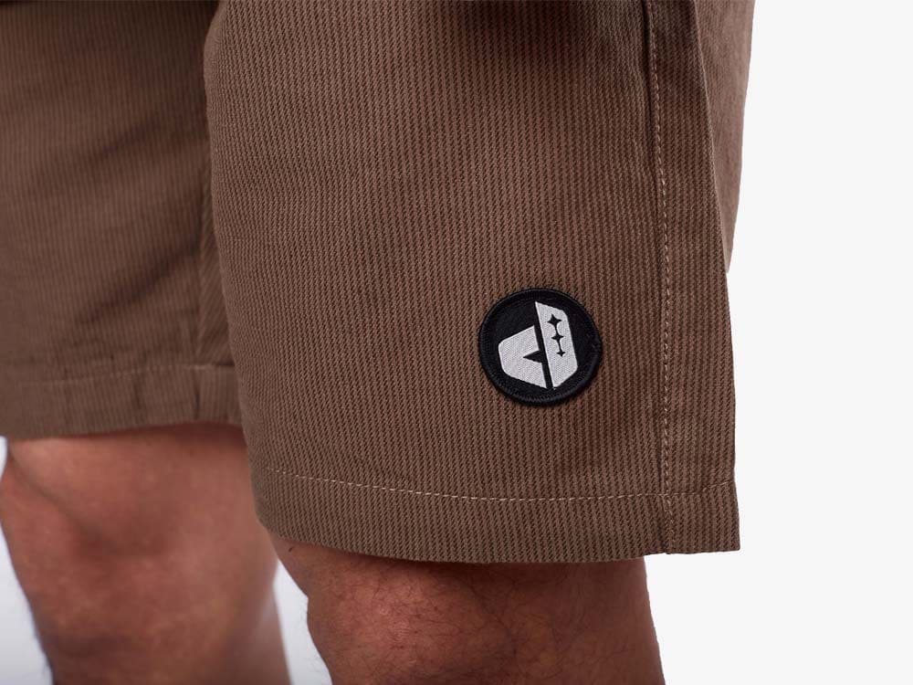 Short para Hombre DUNKELVOLK DRILL CHICAMA 18" BRWN