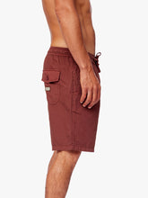 Cargar imagen en el visor de la galería, Short para Hombre Dunkelvolk FLEECE COMFORT SHORT 16&quot; CHER
