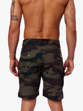 Cargar imagen en el visor de la galería, Short para Hombre DUNKELVOLK AMPHIBIAN TRAVELLER 18&quot; CAMO

