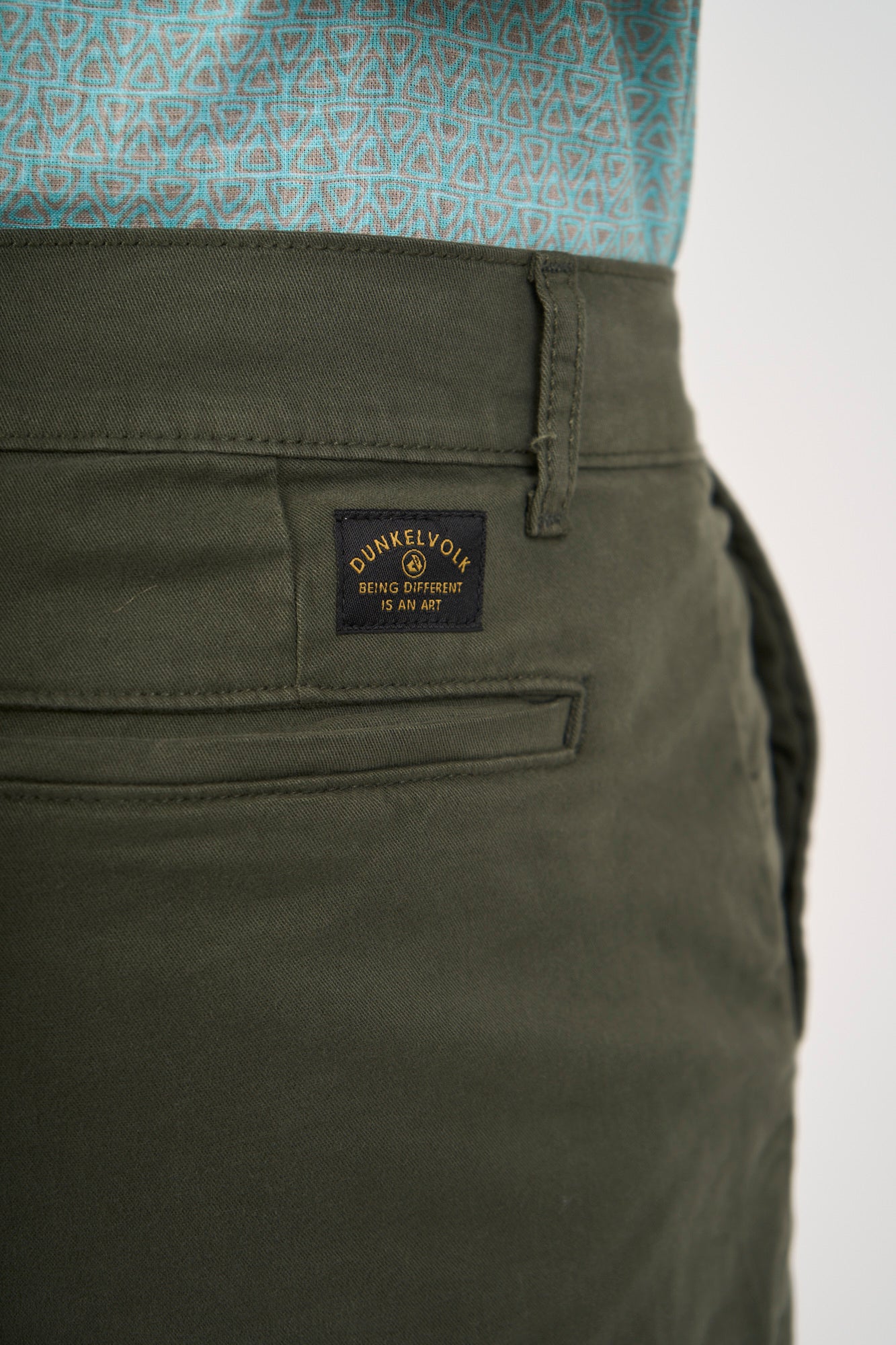 Short para Hombre DUNKELVOLK CHINO DK-SH-00034 ARM