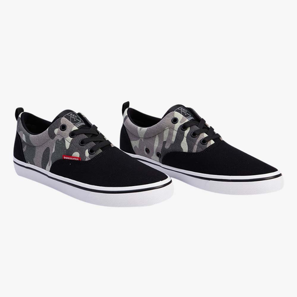 Zapatillas DUNKELVOLK Cosmic camufladas, vista frontal