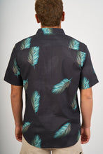 Cargar imagen en el visor de la galería, Camisa para Hombre DUNKELVOLK HAWAIIAN TROPICAL BLK
