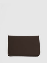 Cargar imagen en el visor de la galería, Tarjetero para Hombre DUNKELVOLK LEATHER PREMIUM CARD HOLDER MRRO
