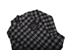 Cargar imagen en el visor de la galería, Camisa para Hombre DUNKELVOLK FLANNEL HEAD GRIS
