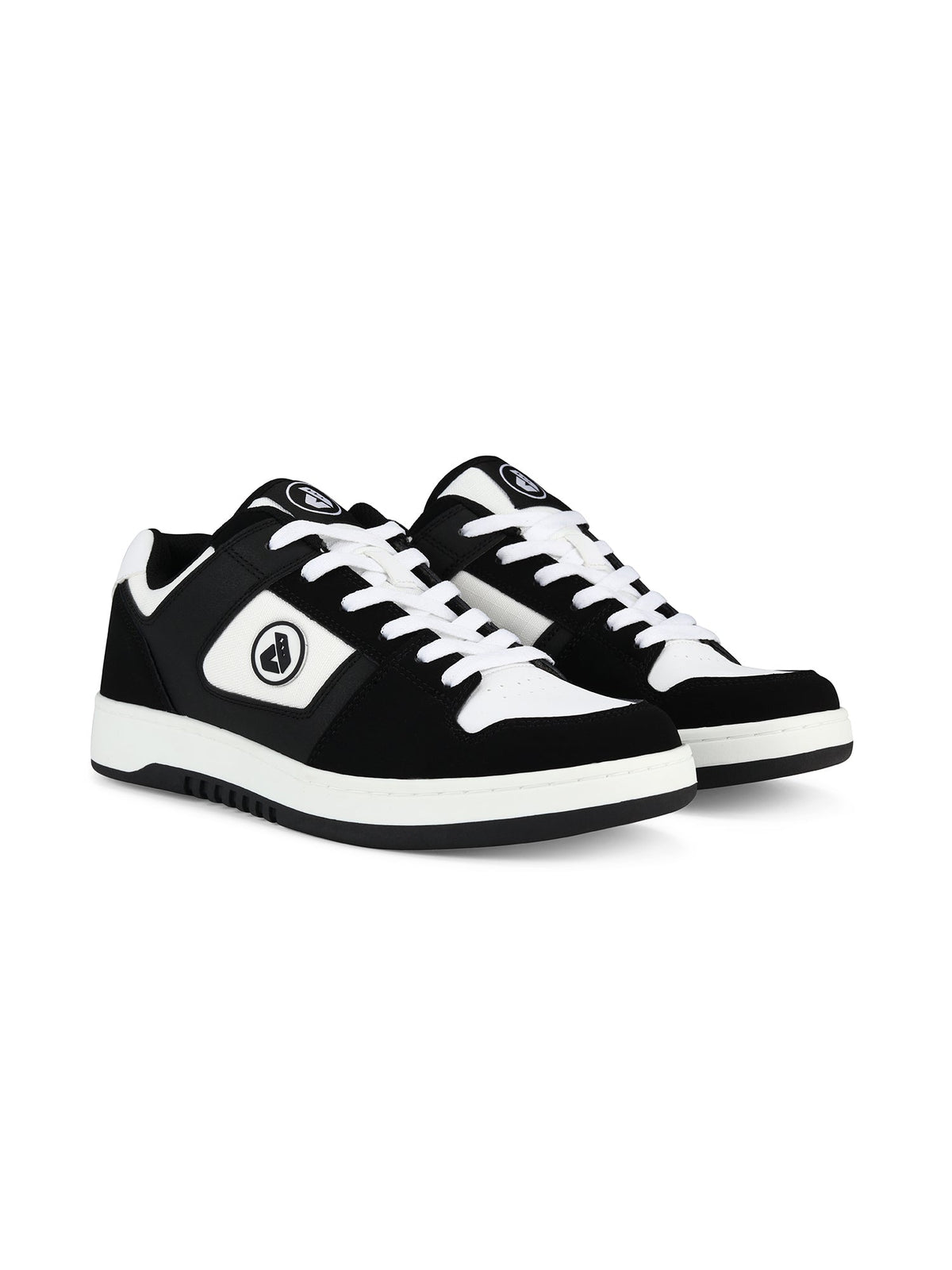 Zapatillas DUNKELVOLK Heritage DVOLK PAN, vista en ángulo mostrando suela de caucho