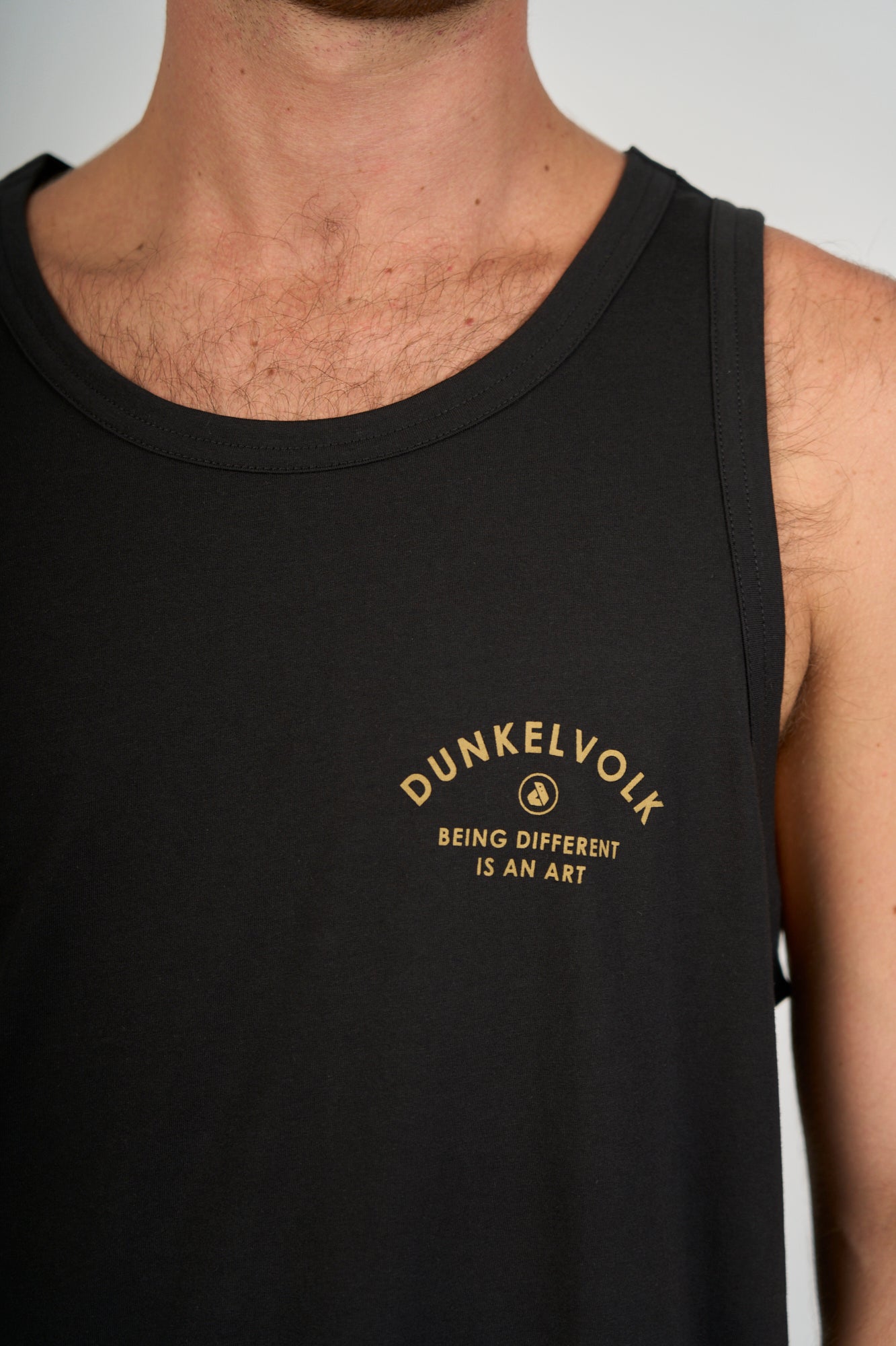 Tank para Hombre DUNKELVOLK SCRIPT LOGO TANK BLK