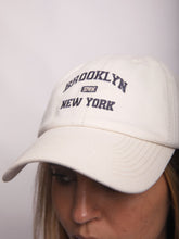 Cargar imagen en el visor de la galería, Gorra para Mujer DVK CAP BROOKLYN HAT HUE
