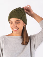 Cargar imagen en el visor de la galería, Gorra para Mujer DVK BEANIE ARANTZA VRD
