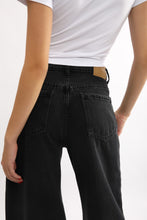 Cargar imagen en el visor de la galería, Jean para Mujer DVK WIDE LEG HIGH WAISTED WIDE LEG JEAN NGR
