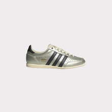 Cargar imagen en el visor de la galería, Zapatillas Adidas Japan W JS4015-W Plateado, Mujer
