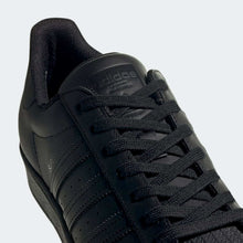 Cargar imagen en el visor de la galería, Zapatillas para Hombre ADIDAS HERITAGE SUPERSTAR BBB
