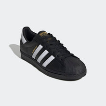 Cargar imagen en el visor de la galería, Zapatillas para Hombre ADIDAS EG4959 SUPERSTAR BLACK
