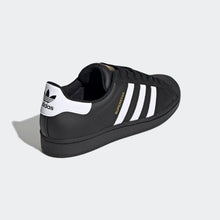 Cargar imagen en el visor de la galería, Zapatillas para Hombre ADIDAS EG4959 SUPERSTAR BLACK
