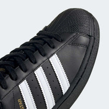Cargar imagen en el visor de la galería, Zapatillas para Hombre ADIDAS EG4959 SUPERSTAR BLACK

