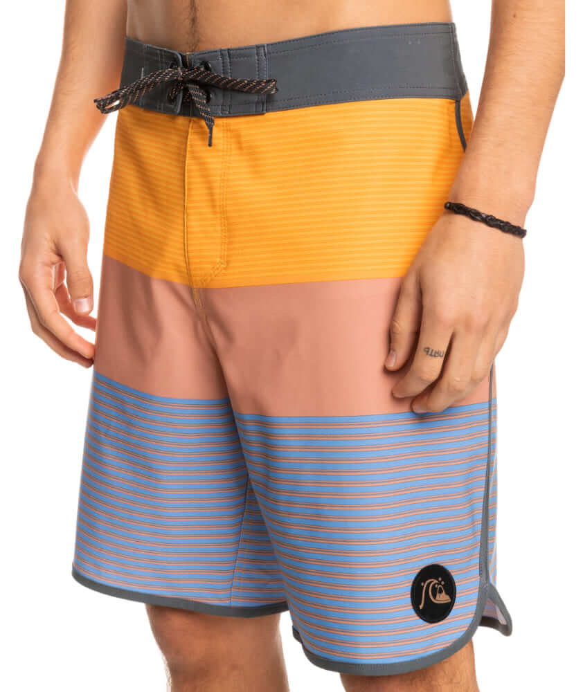 Ropa de Baño para Hombre QUIKSILVER BOARDSHORT SURFSILK YKK8