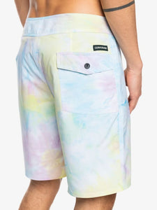 Ropa de Baño para Hombre QUIKSILVER BOARDSHORT SURFSILKPIPED WBB0