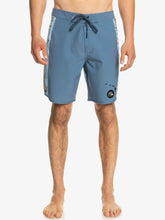 Cargar imagen en el visor de la galería, Ropa de Baño para Hombre QUIKSILVER BOARDSHORT SURFSILK ALOHA BMN7
