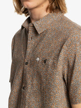 Cargar imagen en el visor de la galería, Camisa para Hombre QUIKSILVER SHIRT SS MINI TRIP TZC6
