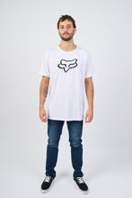 Cargar imagen en el visor de la galería, Polo para Hombre FOX CLASSIC LEGACY FOX HEAD WHT
