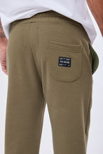 Cargar imagen en el visor de la galería, Jogger para Hombre FOX FLEECE AGREER JOGGER FT 111
