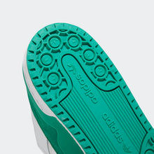 Cargar imagen en el visor de la galería, Zapatillas para Hombre ADIDAS FZ6262 FORUM LOW CL GRN
