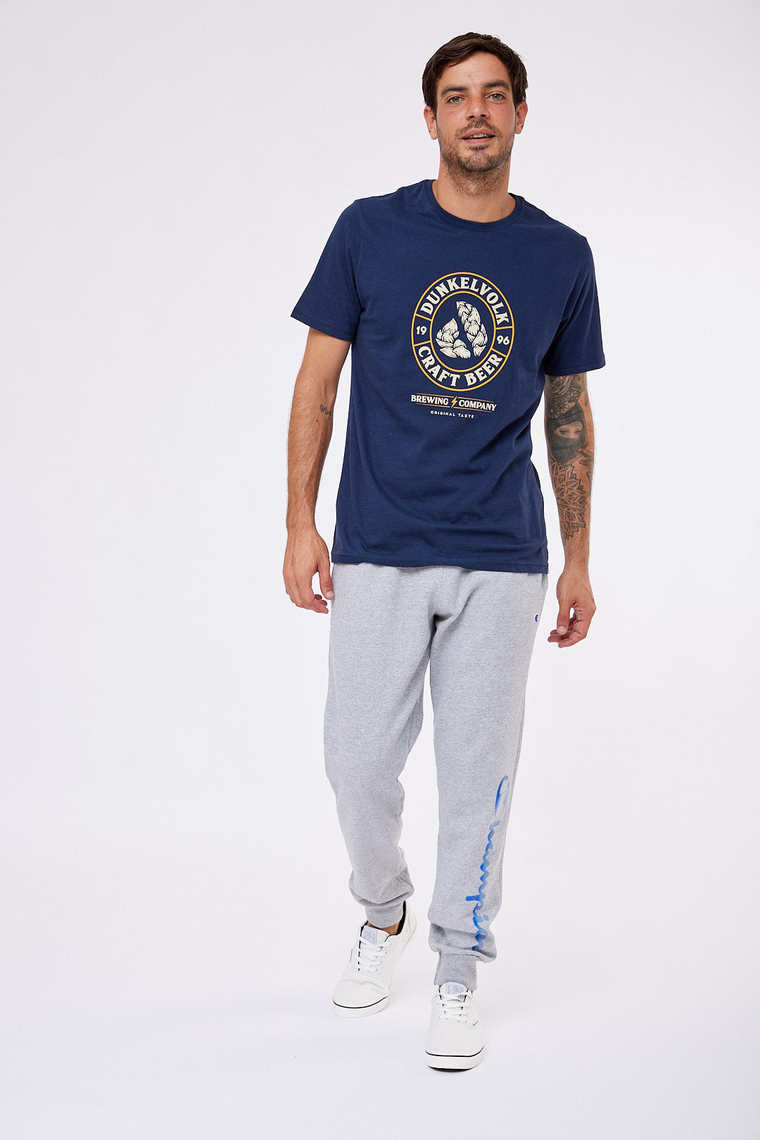 Jogger para Hombre CHAMPION GF22H586CQA POWERBLEND GRAPHIC JOGGER 1IC