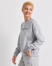 Cargar imagen en el visor de la galería, Polera para Mujer CHAMPION GF535Y08113 POWERBLEND RELAXED CREW 023
