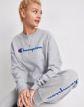 Cargar imagen en el visor de la galería, Polera para Mujer CHAMPION GF535Y08113 POWERBLEND RELAXED CREW 023
