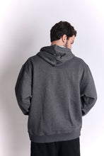 Cargar imagen en el visor de la galería, Polera para Hombre CHAMPION GF89HY06794 POWERBLEND GRAPHIC HOODIE 0OC
