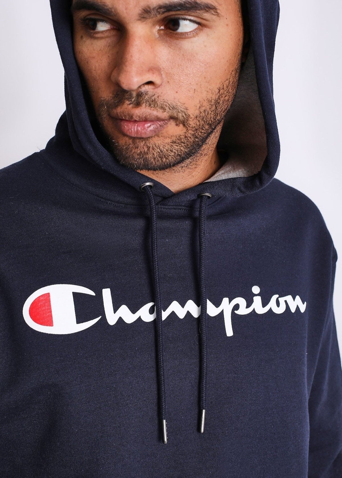 Polera para Hombre CHAMPION GF89HY06794 POWERBLEND GRAPHIC HOODIE NYC