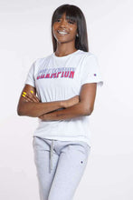 Cargar imagen en el visor de la galería, Polo para Mujer CHAMPION GT18H586958 THE CLASSIC TEE 100
