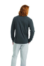 Cargar imagen en el visor de la galería, Polo para Hombre CHAMPION GT78HY07718 CLASSIC GRAPHIC LONG SLEEVE TEE G61
