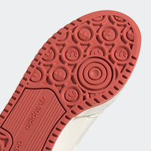Cargar imagen en el visor de la galería, Zapatillas para Mujer ADIDAS GX7292 FORUM BOLD J CWC
