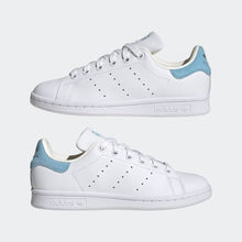 Cargar imagen en el visor de la galería, Zapatillas para Mujer ADIDAS STAN SMITH WHITE OFF WHITE PRELOVED BLUE WHT
