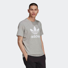 Cargar imagen en el visor de la galería, Polo para Hombre ADIDAS H06643 TREFOIL T-SHIRT MW
