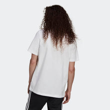 Cargar imagen en el visor de la galería, Polo para Hombre ADIDAS H06644 TREFOIL T-SHIRT WB
