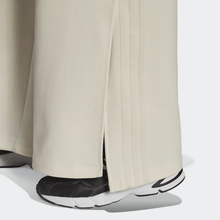 Cargar imagen en el visor de la galería, Pantalón para Mujer ADIDAS CLASSIC PANTS NDYE
