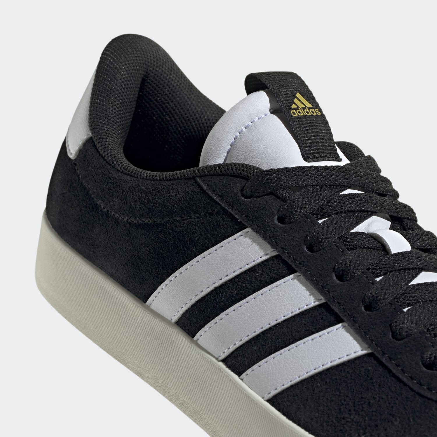 Zapatillas para Mujer ADIDAS ID6279 VLCOURT 279