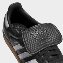 Cargar imagen en el visor de la galería, Zapatillas Adidas Samba IG2010 Negro - detalle 1
